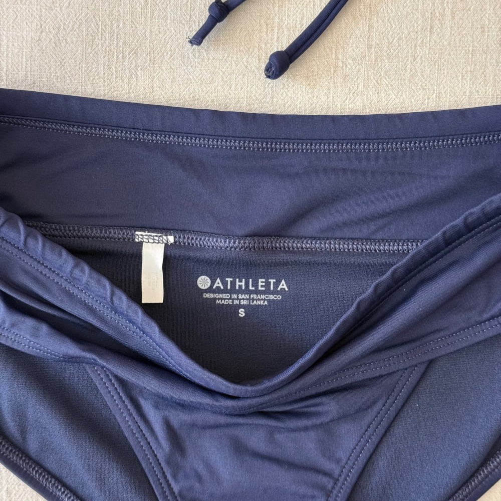 Athleta Navy Blue Bikini Set High Neck Halter Keyhole Top Side Tie Bottoms S - Picture 8 of 10